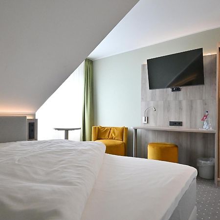 Hotel Restaurant Zur Post 로흐펠덴 외부 사진