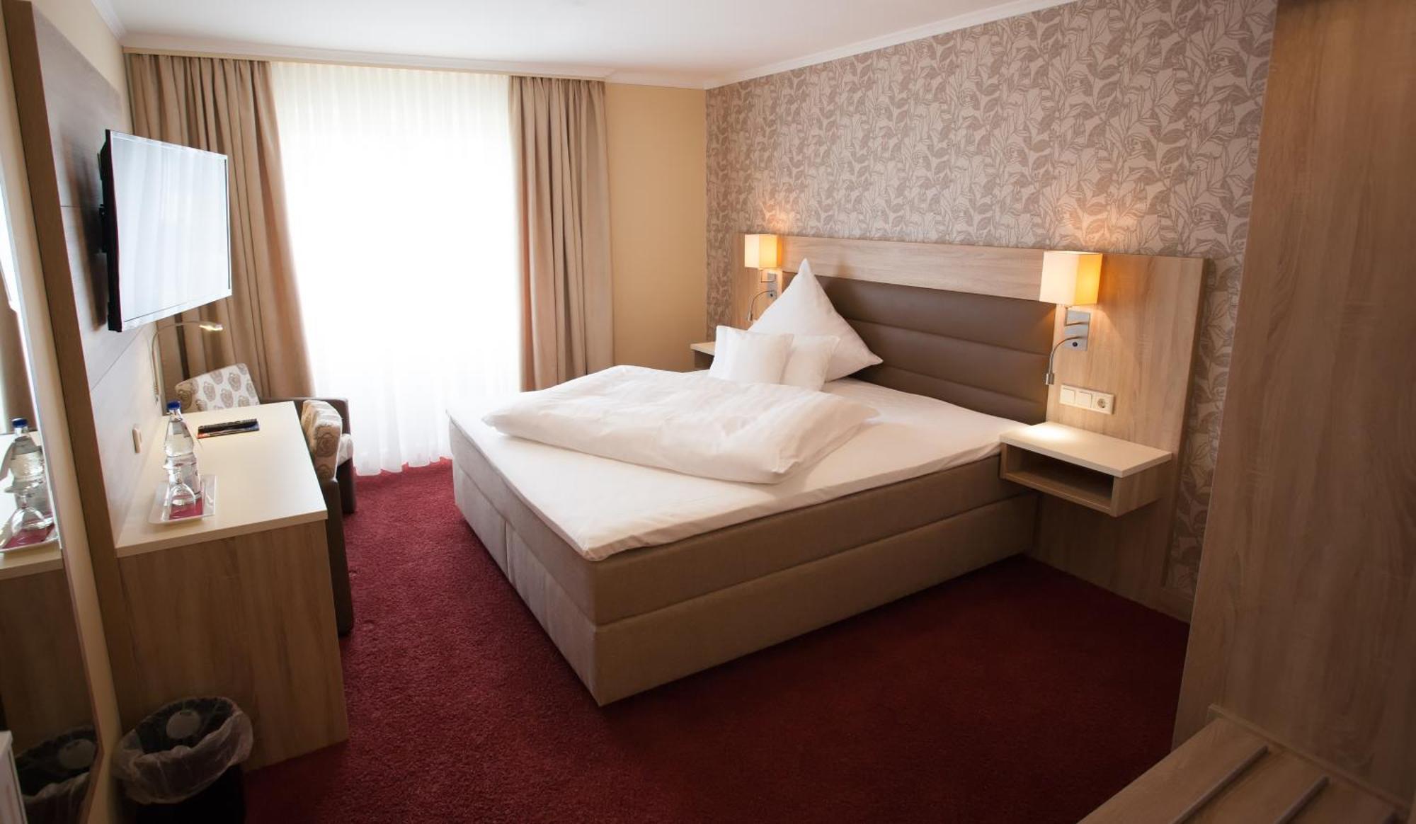 Hotel Restaurant Zur Post 로흐펠덴 객실 사진