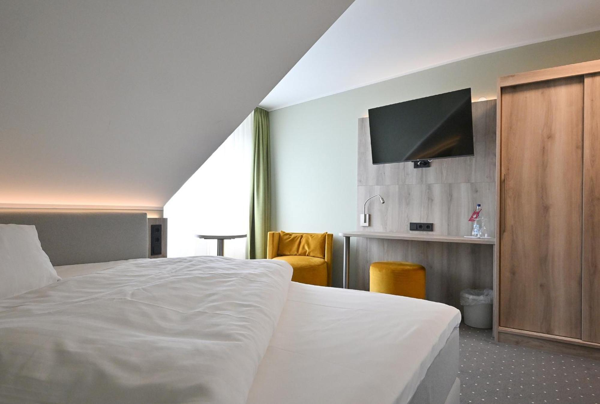 Hotel Restaurant Zur Post 로흐펠덴 외부 사진