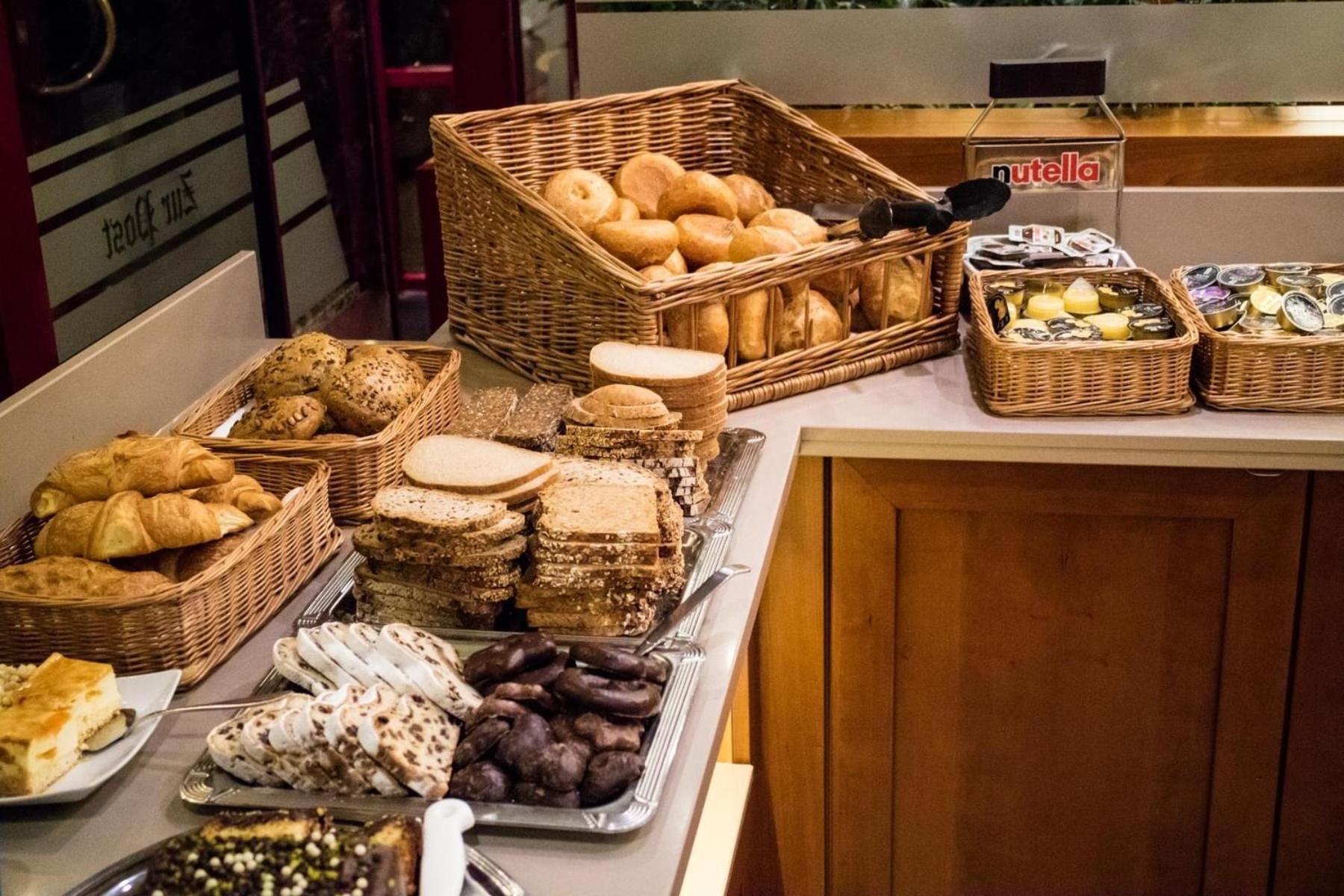 Hotel Restaurant Zur Post 로흐펠덴 외부 사진